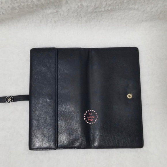 CHANEL black long wallet. Guaranteed authentic. - Picture 9 of 10